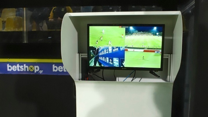 Προστίθεται η γραμμή offside στο VAR