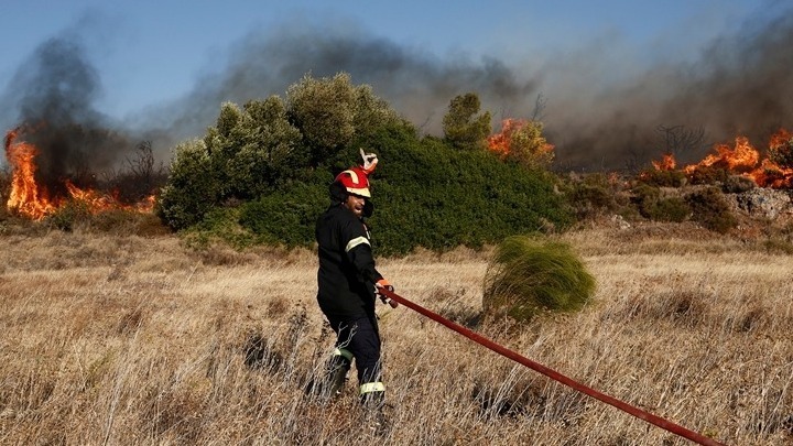 Πυρκαγιά στην Παλλήνη Αττικής