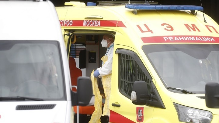 Ρωσία-Covid-19: Για τέταρτη συνεχή ημέρα τα κρούσματα υπερβαίνουν τις 5.000