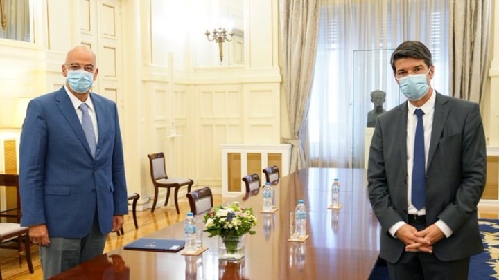 Συνάντηση Ν. Δένδια με το Γάλλο πρέσβη- Η Ανατολική Μεσόγειος στο επίκεντρο
