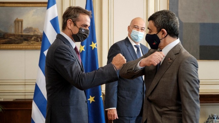 Συνάντηση Μητσοτάκη με τον ΥΠΕΞ των ΗΑΕ