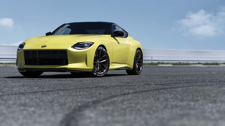 Το Nissan Z Proto κοιτάζει το μέλλον, εμπνευσμένο από το παρελθόν του