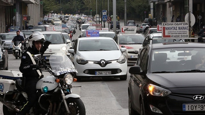 Υπ. Μεταφορών: Ξεπέρασαν τις 90.000 οι προσωρινές άδειες οδήγησης μέσω της ψηφιακής διαδικασίας