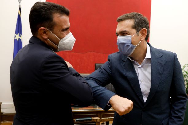 Τσίπρας: «Χαίρομαι που ο Μητσοτάκης δίνει μάχες για τη Συμφωνία Πρεσπών»