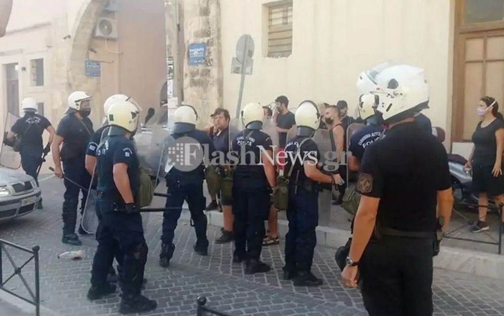 Χανιά: Εκκενώθηκε κτίριο που τελούσε υπό κατάληψη 16 χρόνια – Στιγμές έντασης