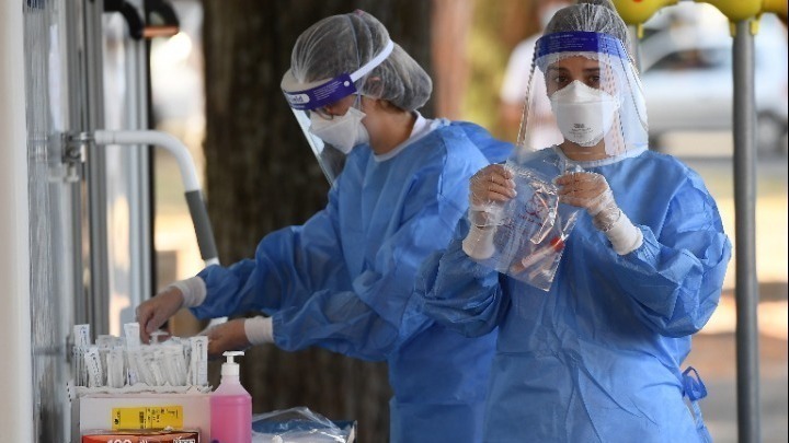 438 νέα κρούσματα και 9 θάνατοι το τελευταίο 24ωρο