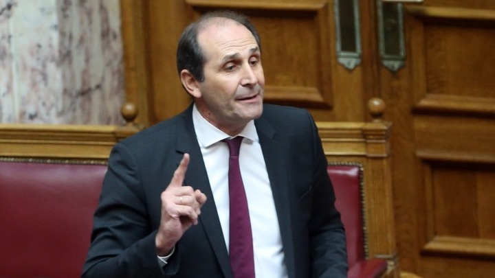 Βουλή: Πρόταση δυσπιστίας: Απ. Βεσυρόπουλος: Καταψηφίζουμε την πρόταση δυσπιστίας του ΣΥΡΙΖΑ, που τον έχει απορρίψει και καταψηφίσει ο λαός