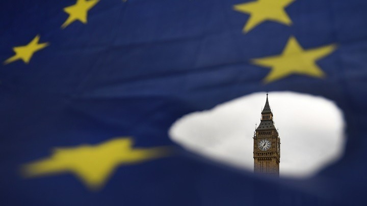 Brexit: Η ΕΕ ανοίγει τις εχθροπραξίες κατά του Ηνωμένου Βασιλείου