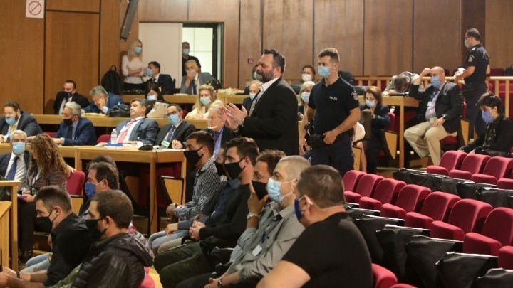 Δίκη Χρυσής Αυγής: Σε περίπου μία ώρα  η απόφαση για το αίτημα Λαγού, εξαίρεσης των μελών του δικαστηρίου
