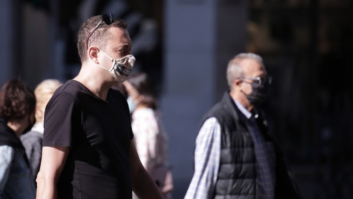 Δημοσιεύθηκαν στο ΦΕΚ τα νέα μέτρα προστασίας από την πανδημία-Τι προβλέπεται