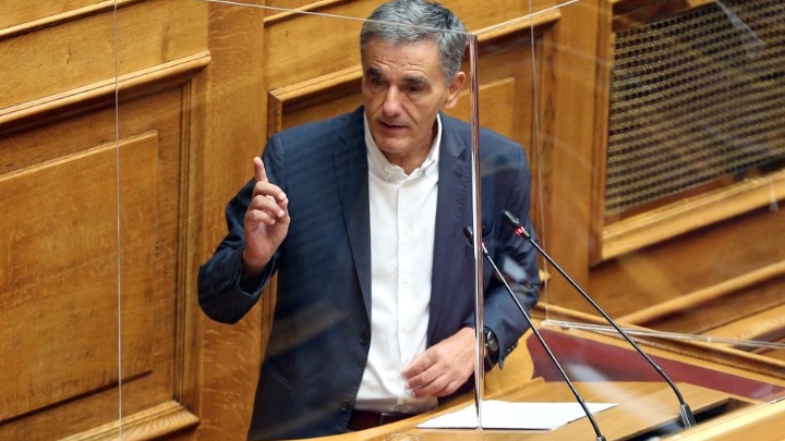 Ε. Τσακαλώτος: Η κυβέρνηση χτυπάει τον πυρήνα της δημοκρατίας