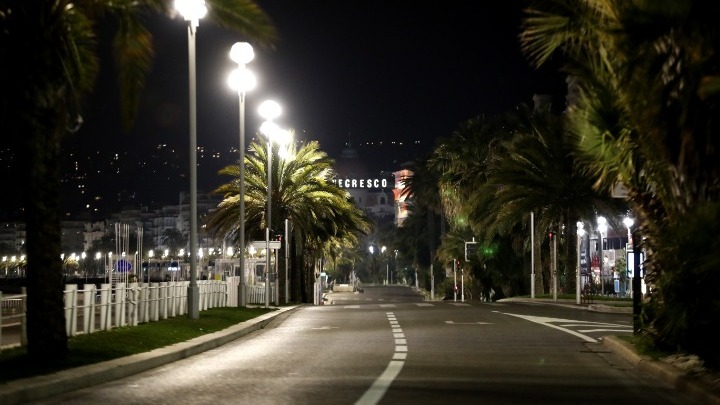 Γαλλία-Covid-19: Απαγόρευση κυκλοφορίας τις νυχτερινές ώρες