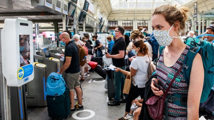 Γαλλία-Covid-19: Πάνω από 45.000 νέα κρούσματα σε μία ημέρα