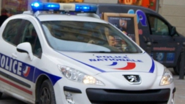 Γαλλία: Πέντε νέες συλλήψεις, επιβεβαιώθηκε η ταυτότητα του δράστη της δολοφονίας του καθηγητή ιστορίας
