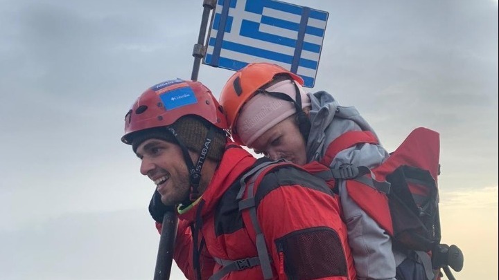 Η 22χρονη Ελευθερία που ανέβηκε στον Όλυμπο στην πλάτη του Μάριου μιλάει στο ΑΠΕ-ΜΠΕ