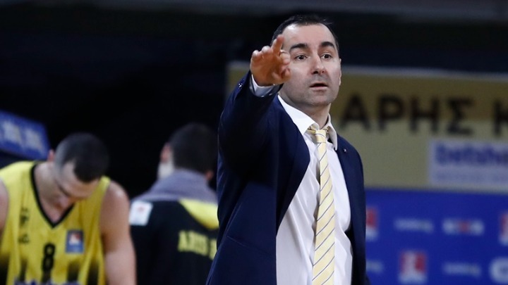 Καμπερίδης: «Υπάρχει πίεση, προσδοκία μας να αρχίσουμε καλά»