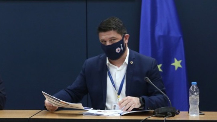 Κορονοϊός: Τι σημαίνει το Επίπεδο 3 και Επίπεδο 4