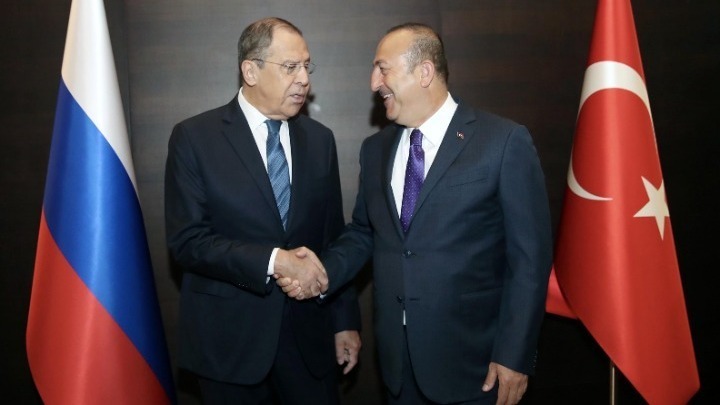 Λαβρόφ και Τσαβούσογλου: Ανεπίτρεπτη η εμπλοκή μαχητών στην διένεξη του Ναγκόρνο Καραμπάχ