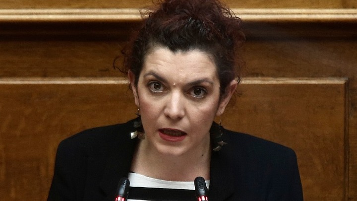 Μ. Κομνηνάκα: Επιτακτική ανάγκη η άμεση αποκατάσταση των ζημιών, ο έλεγχος των κτιρίων και η στέγαση των πληγέντων από τον σεισμό στη Σάμο