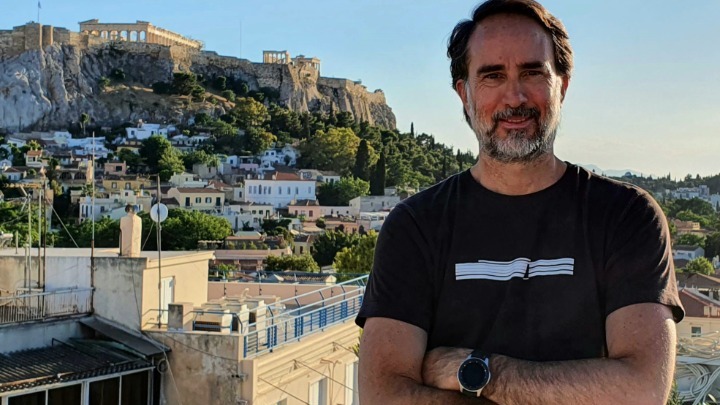 Νέα σελίδα για το Θέατρο της οδού Κυκλάδων-Λευτέρης Βογιατζής