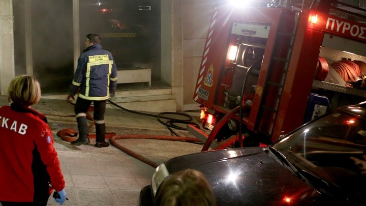 Νεκρός εντοπίστηκε ηλικιωμένος σε διαμέρισμα στον Νέο Κόσμο κατά τη διάρκεια κατάσβεσης πυρκαγιάς