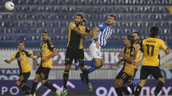 «Νοκ άουτ» με Λέστερ ο Τσιγκρίνσκι