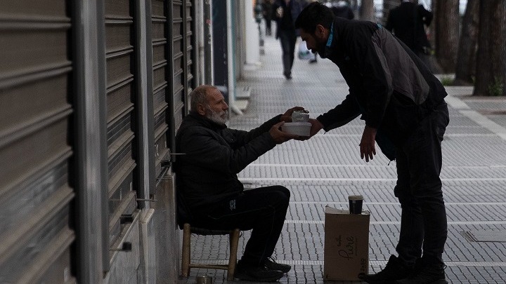 Παγκόσμια Ημέρα Κατοικίας: Μέτρα για τους αστέγους και όσους απειλούνται με έξωση