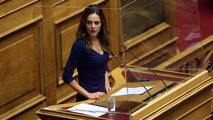 Πρόταση δυσπιστίας: ΣΥΡΙΖΑ: Πετάξατε το γάντι στην κοινωνία και εμείς το σηκώσαμε!
