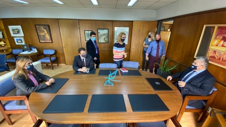 Ψυχιατρικές δομές της Θεσσαλονίκης επισκέφτηκε η  Ζ.Ράπτη