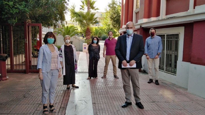 Σε Πάντειον και Χαροκόπειο ο Β. Διγαλάκης: Σημαντική η ασφαλής επιστροφή στα μαθήματα με φυσική παρουσία