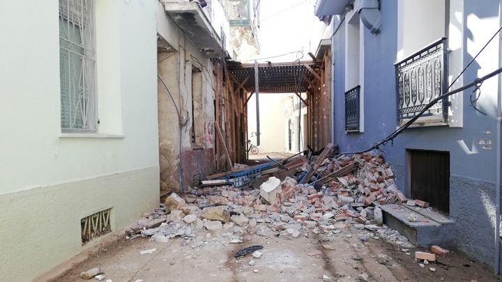 Στη Σάμο 57 μηχανικοί του υπουργείου Υποδομών – Σήμερα πραγματοποιήθηκαν περισσότερες από 200 αυτοψίες