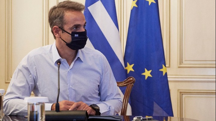 Σύσκεψη του πρωθυπουργού με την επιτροπή των λοιμωξιολόγων