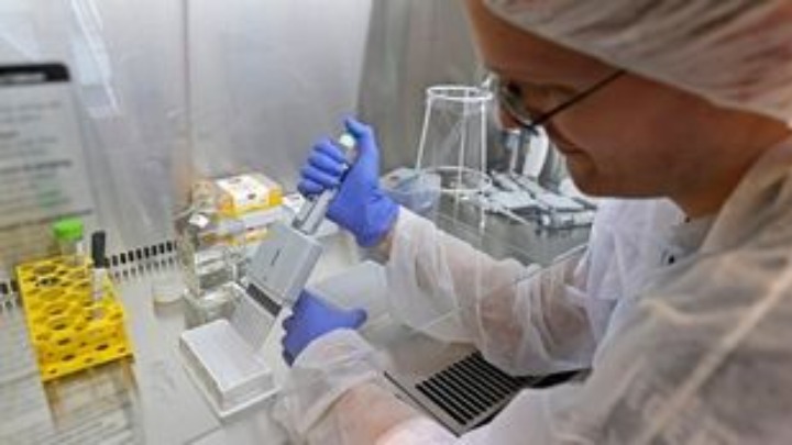 Την απροτινίνη ως νέο υποψήφιο φάρμακο κατά του κορονοϊού, προτείνουν Γερμανοί και Βρετανοί επιστήμονες