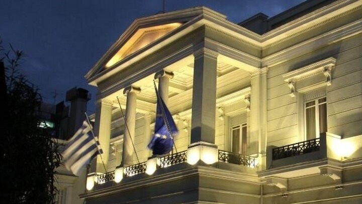 Το ΥΠΕΞ καταδικάζει τη βεβήλωση του Μνημείου του Ολοκαυτώματος