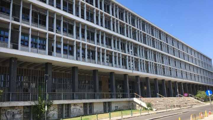 Ξεκίνησε η δίκη του ψυκτικού που σκότωσε 63χρονη πελάτισσά του