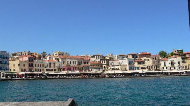 Υψηλό ποσοστό ικανοποίησης των ξένων επισκεπτών για τα μέτρα κατά της πανδημίας