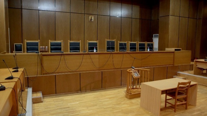 Αίτημα αναστολής λειτουργίας των δικαστηρίων σε Θεσσαλονίκη και Λάρισα