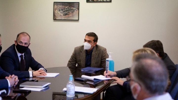 Αλ.Τσίπρας: Όταν λες ότι έχεις πόλεμο στη Δημ. Υγεία, τότε πρέπει να ενισχύσεις το στράτευμα