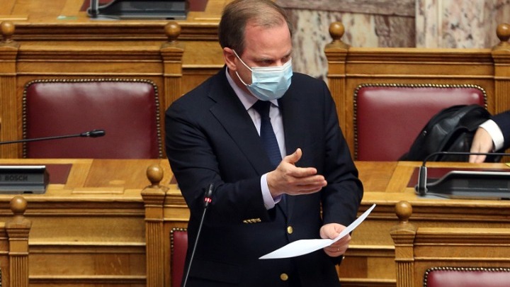 Βουλή-Κ. Καραμανλής: Ο ΣΥΡΙΖΑ κινδυνολογεί με τερατώδη ψεύδη και fake news για τα ΜΜΜ