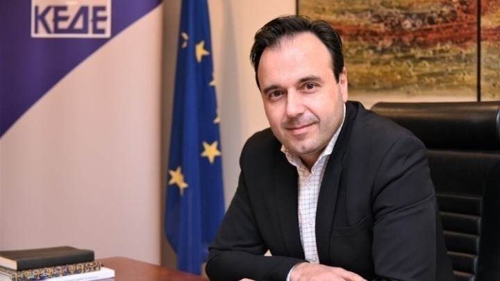 Δ. Παπαστεργίου: Να κρατήσουμε ανοικτά τα δημοτικά κολυμβητήρια για τους ανθρώπους με αναπηρίες