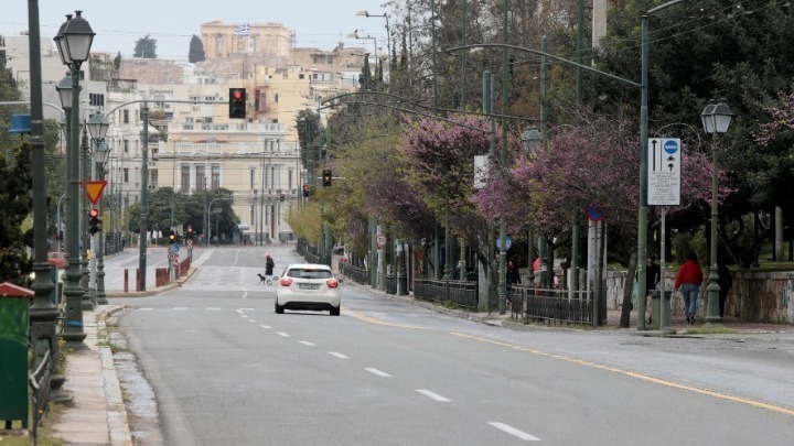 «Δεν διοργανώθηκε από το ξενοδοχείο το πάρτι, αλλά από πρόσωπα που είχαν κλείσει δωμάτια», αναφέρει ο συνήγορος της 24χρονης, Αλέξης Κούγιας