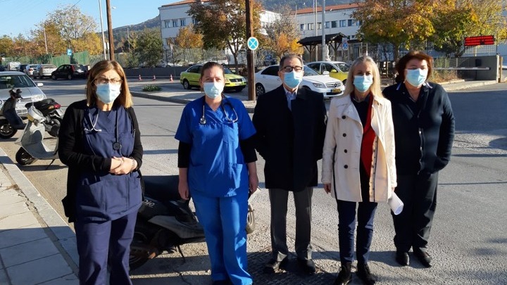 Δράμα: Τιτάνια η προσπάθεια να αντιμετωπιστούν οι αυξημένες ανάγκες από τη νοσηλεία των ασθενών με κορονοϊό, τονίζει η διοικήτρια του νοσοκομείου