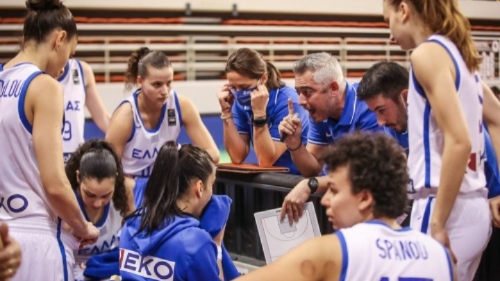 Έχασε την πρωτιά η Εθνική γυναικών