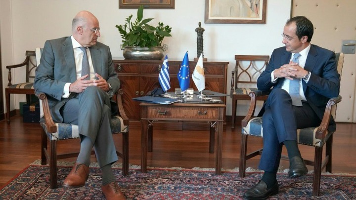 Επικοινωνία Δένδια-Χριστοδουλίδη ενόψει της τηλεδιάσκεψης των ΥΠΕΞ της ΕΕ, την Πέμπτη