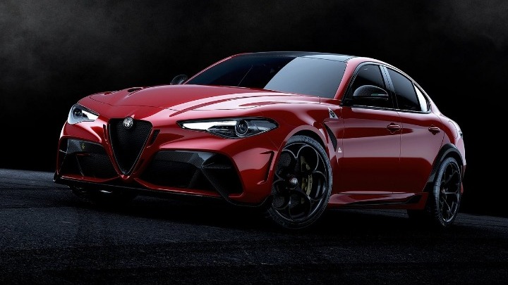 Η Alfa Romeo Giulia κατέκτησε την πρώτη θέση σε τέσσερις κατηγορίες του γερμανικού περιοδικού SPORT AUTO