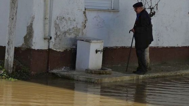 Ηράκλειο: Πλημμυρισμένα σπίτια και επιχειρήσεις διάσωσης στον Δήμο Χερσονήσου