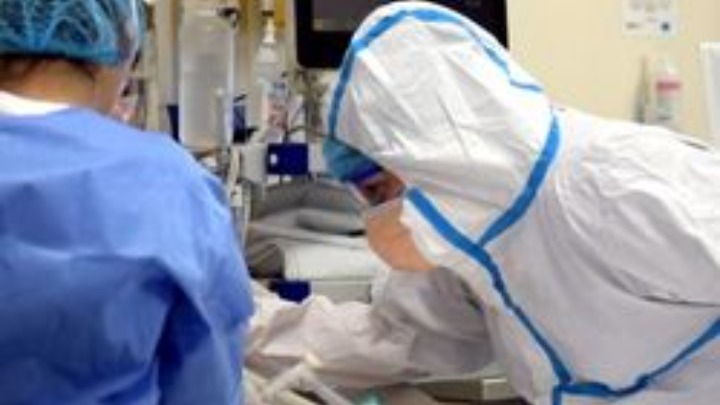Κρούσματα και θάνατοι από την Covid-19 στον κόσμο