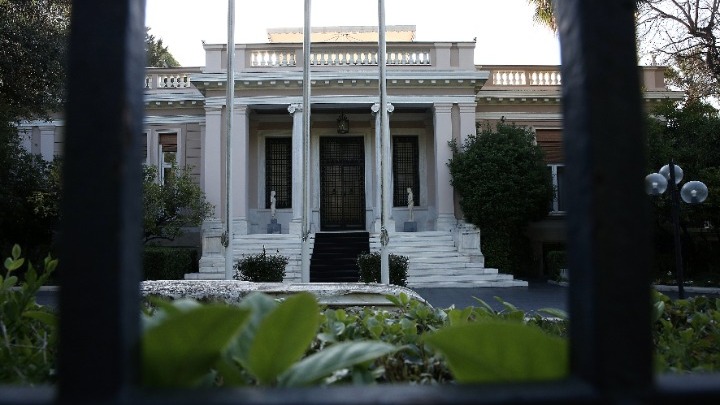 Κυβερνητικές πηγές: «Fake αντιπολίτευση!» η ανάρτηση του Αλ. Τσίπρα για την τηλεκπαίδευση