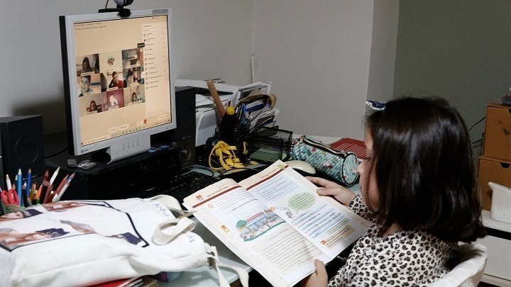 «Νηπιαγωγάκια»: Πρωταθλητές στο e-learning, αλλά θέλουν πίσω το σχολείο τους
