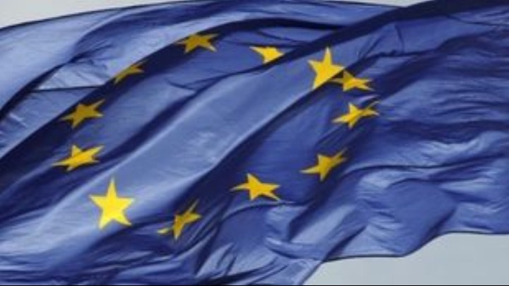 Ο Ευρωπαϊκός Οργανισμός Φαρμάκων θα εξετάσει τον Δεκέμβριο την έγκριση των εμβολίων των Biontech/ Pfizer και Moderna